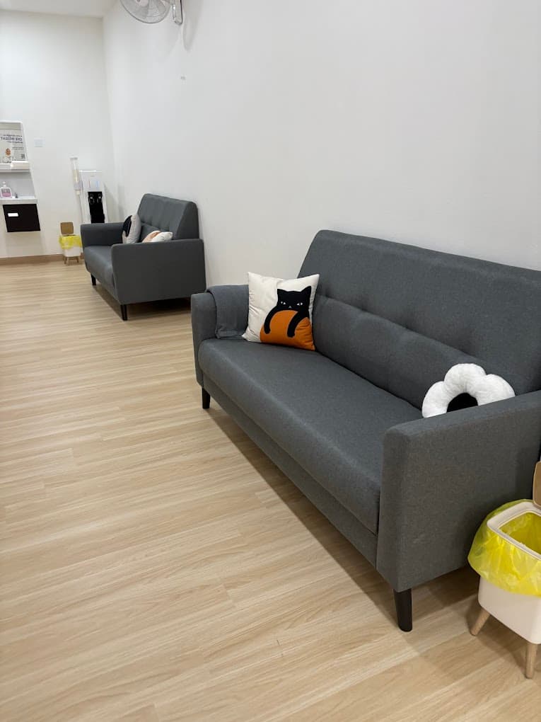 klinik medilove sri gombak waiting area